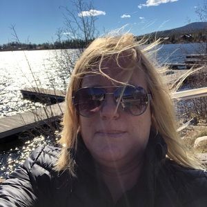 Meet your Posher, Kim